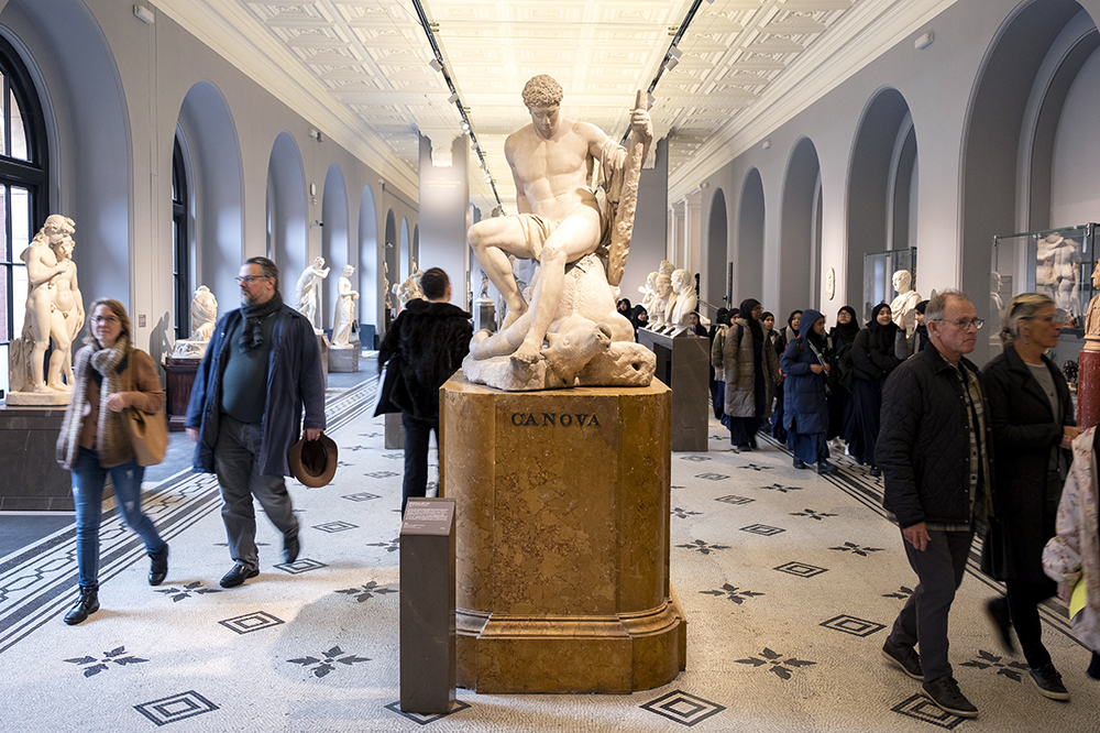 Should UK museums remain free? | Apollo Magazine